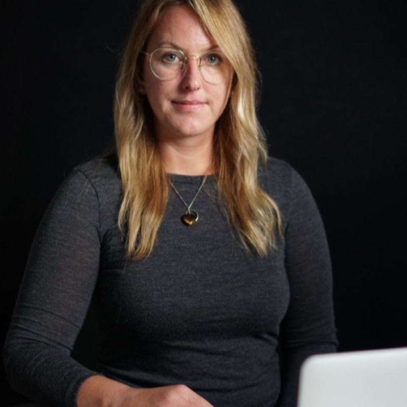 Porträt von Jana, Kundenkontakt & Support